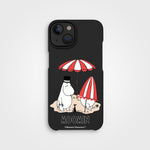 iPhone 14 / 13 Op Het Strand – Moomin | Biologisch Afbreekbaar Telefoonhoesje – PLNTPRTCT™