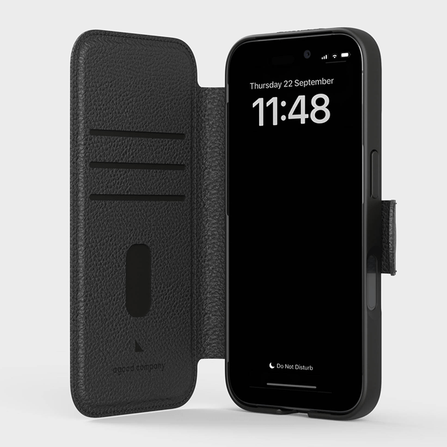 Magnetic clasp wallet case